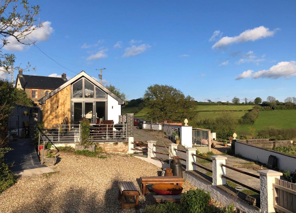 Red Kite Cottage Carmarthen Dış mekan fotoğraf